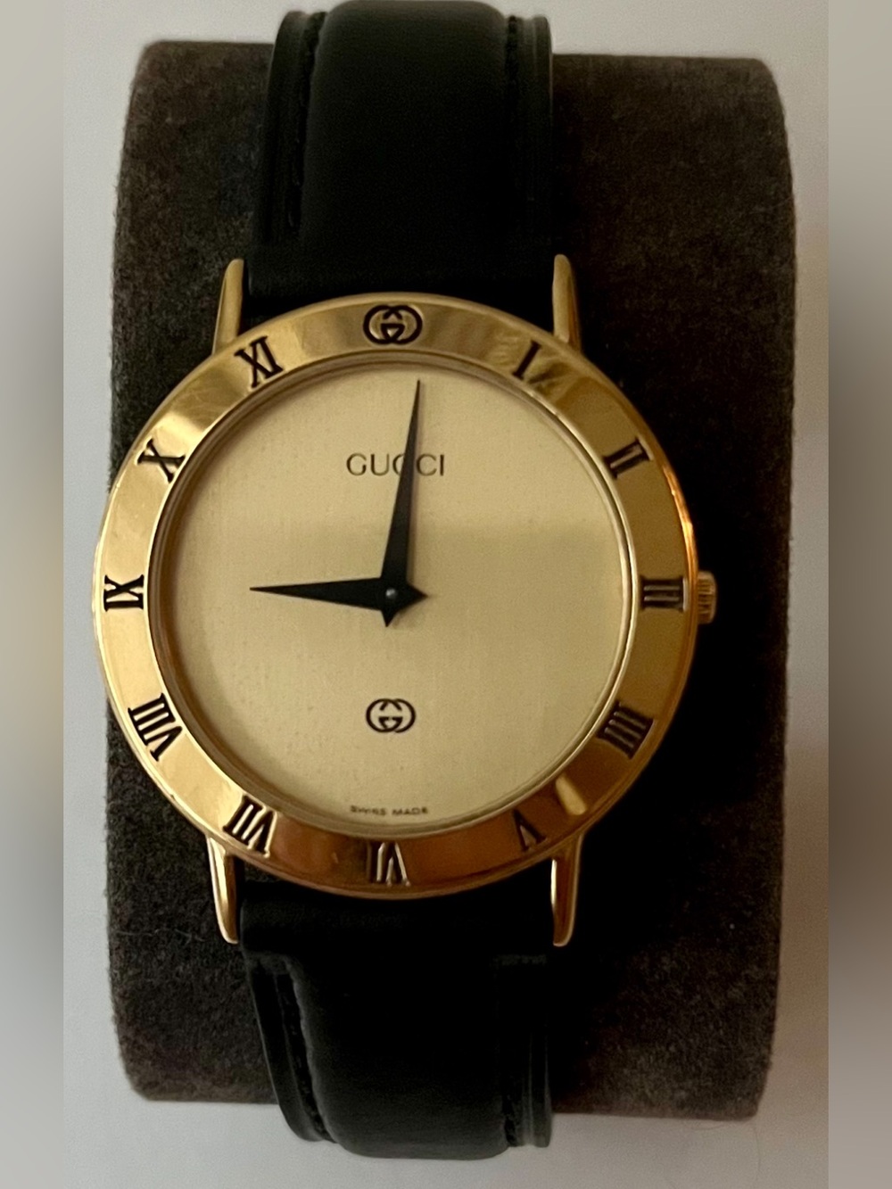 Vintage Gucci 3000M Gold Tone Swiss Watch Working Men’s Luxury Watch